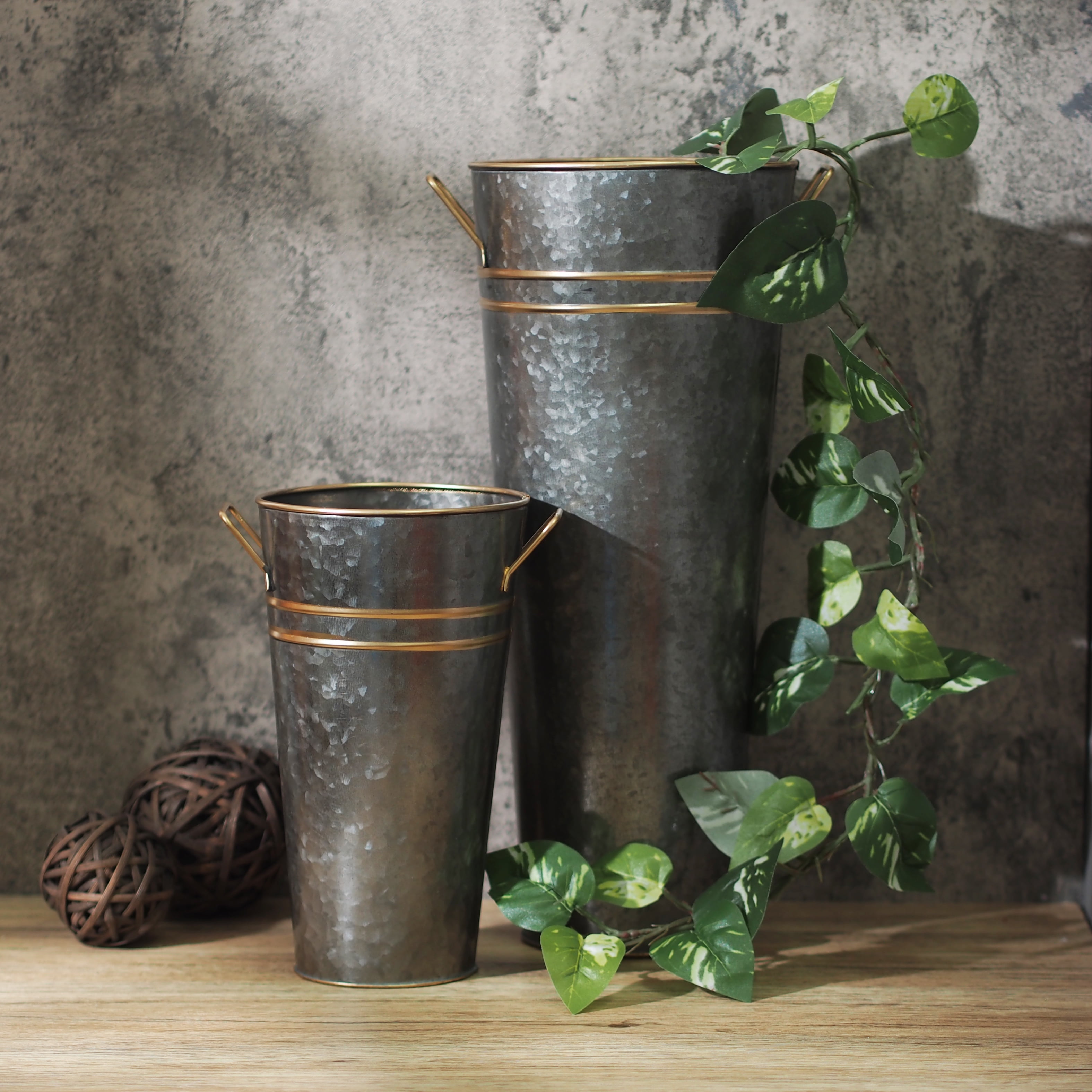 (2 pack) Elegant Expressions by Hosley Metal French Bucket with Handles, 9'', Black Zinc with Gold Trim