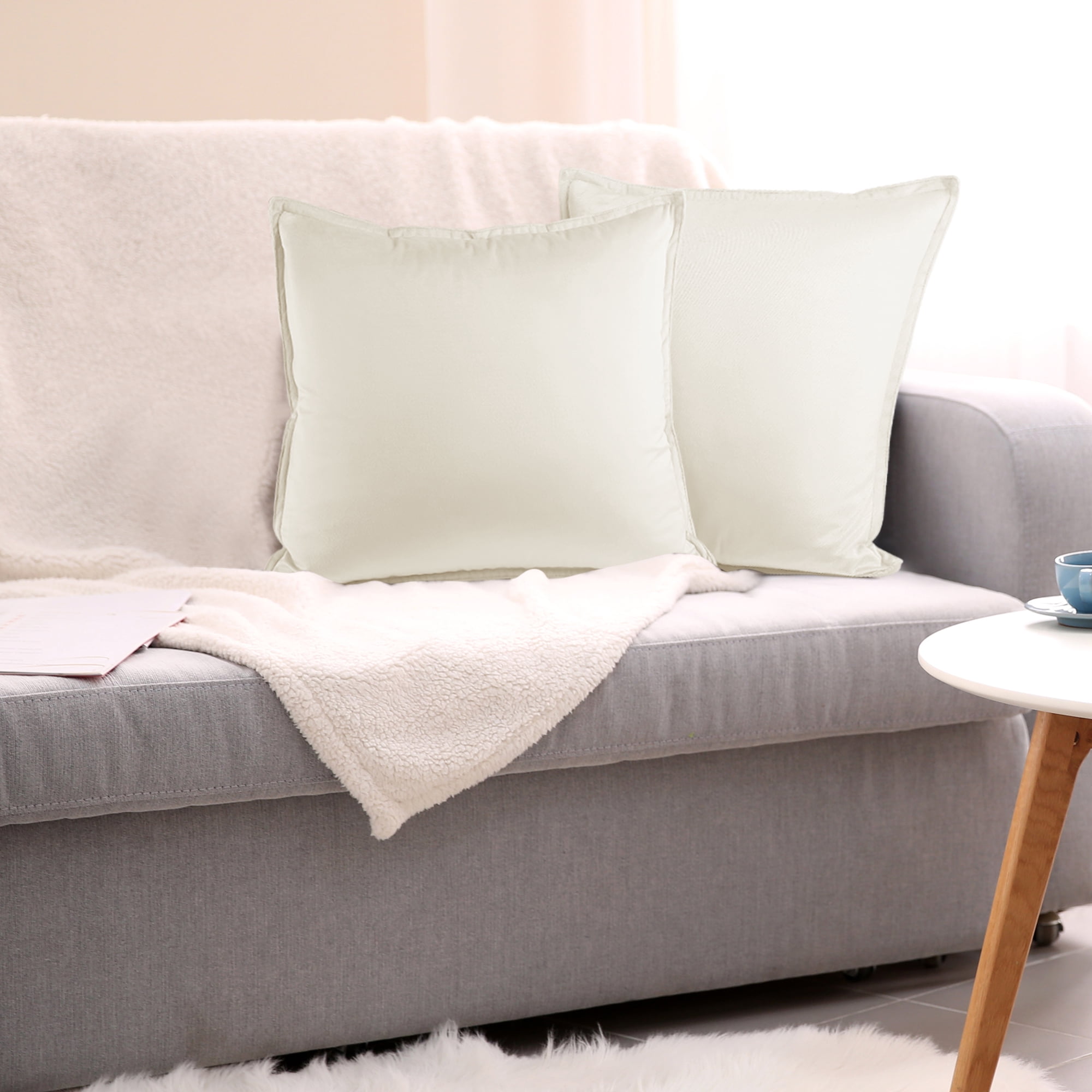Unique Bargains 2Pcs Velvet Soft for Sofa Throw Pillow Covers Beige White 20"x20"