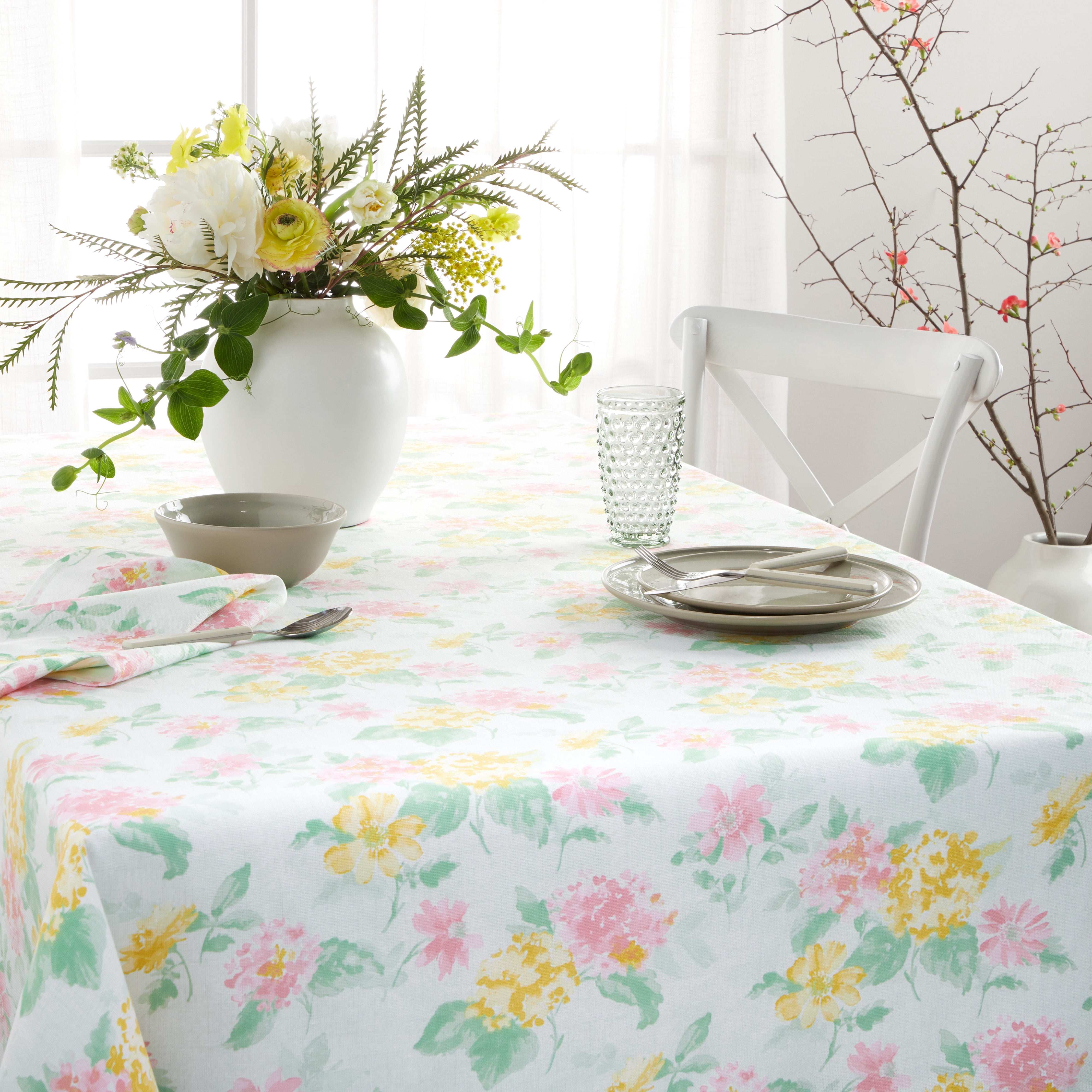 Martha Stewart Amber Floral Fabric Tablecloth Single Pack, Pink/Yellow, 60"x84"