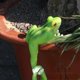 thumbnail image 4 of Cartoon Frogs Resins Statue Hanging Ornament Desktop Flower Pots Hangers Planter Hook Garden Landscaping Decoration, 4 of 4