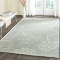 thumbnail image 2 of Safavieh Bella Collection BEL131A Handmade Light Blue and Ivory Premium Wool Area Rug (6' x 9'), 2 of 3