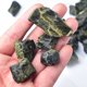 thumbnail image 4 of Piedra cruda de turmalina verde natural de alta calidad, muestra mineral irregular, desmagnetización curativa, decoración del hogar, recuerdo, 4 of 4