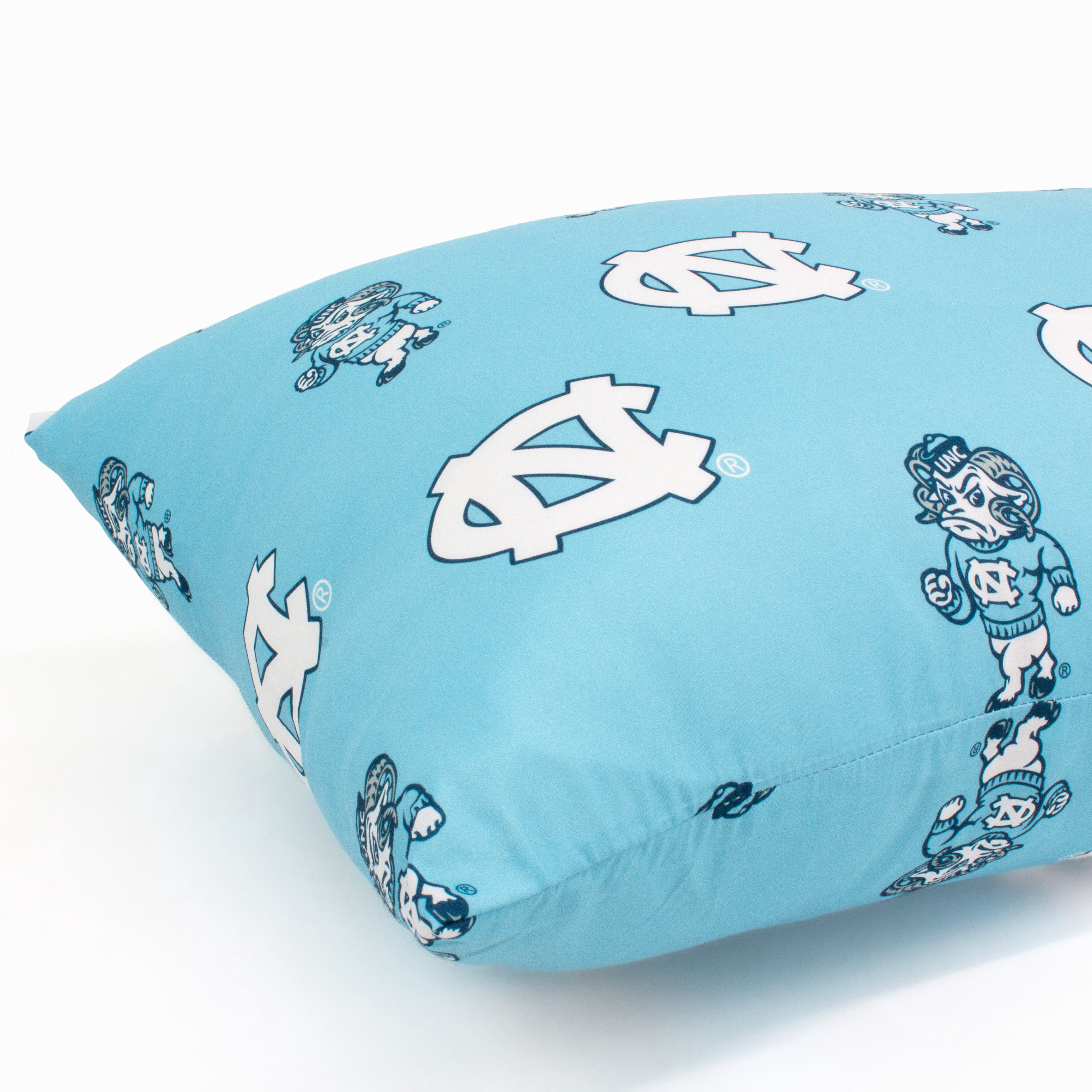 North Carolina Tar Heels Pillowcase Pair, Standard, 20" x 30" (2 Standard Pillowcases)