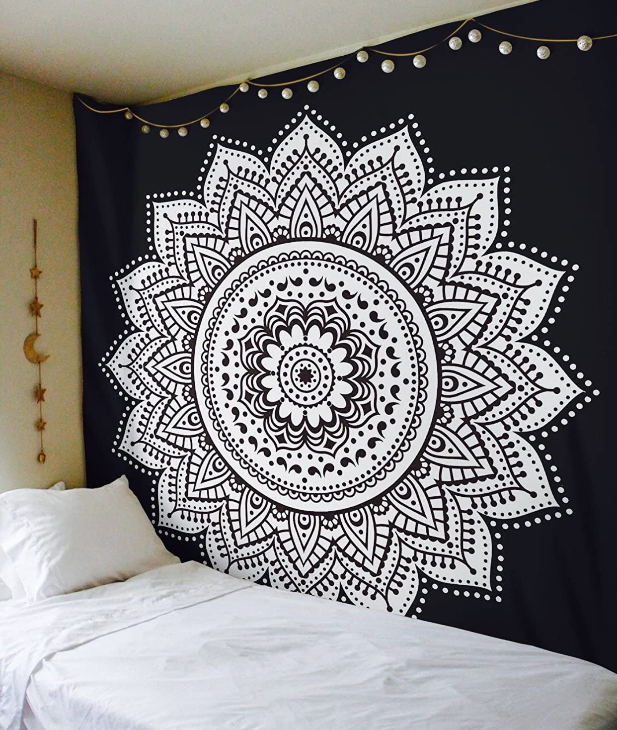 Indain Arts Catoon Hippie Tapestry Wall Hanging Grils Flower Bohemian Blanket 