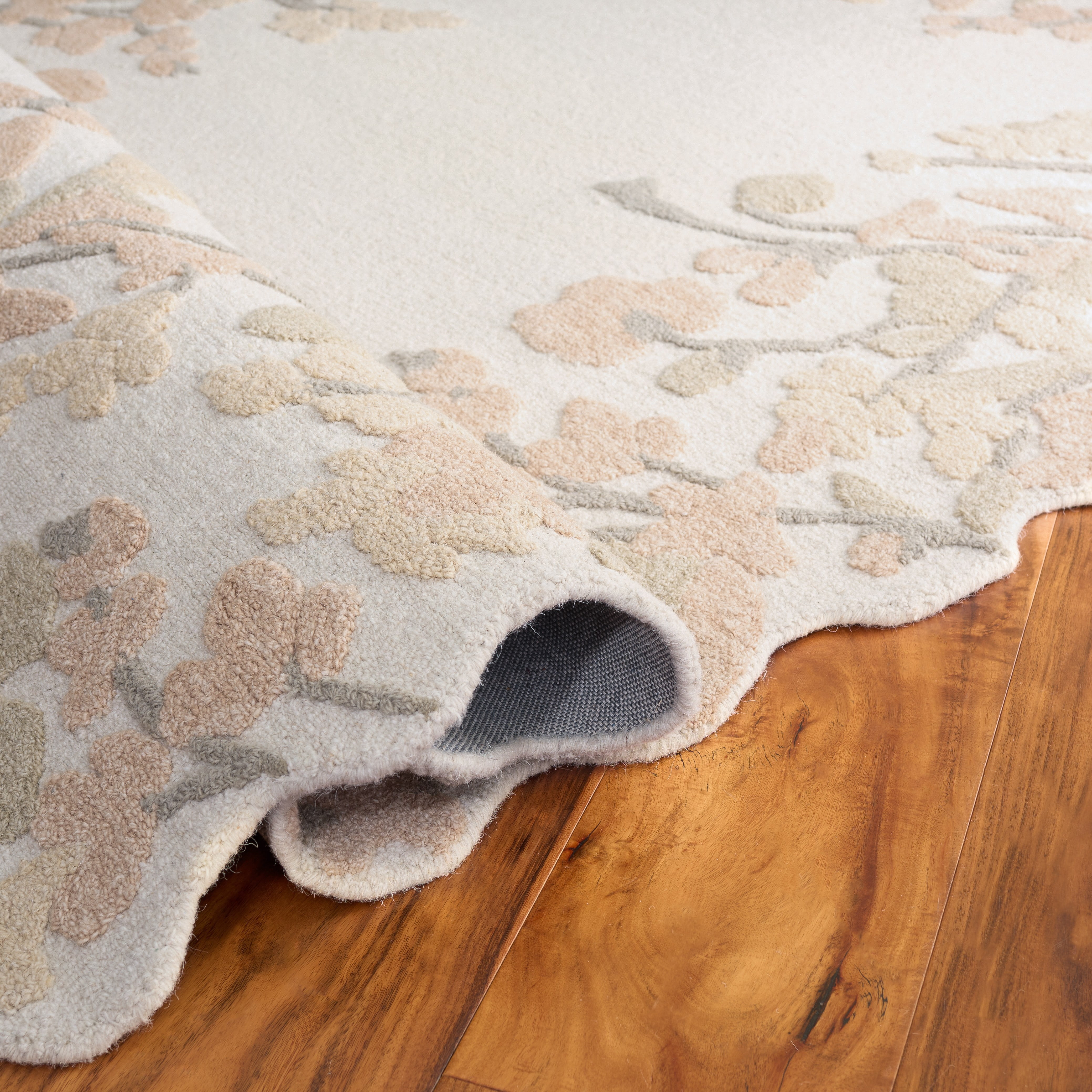 Safavieh Jardin Stacy Floral Area Rug, Beige/Rust, 6' x 6' Round