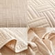 thumbnail image 5 of Juego de funda de cama acolchada lavada de doble cara, 3 piezas, funda de almohada de color liso, ropa de cama de poliéster de 20 x 26 pulgadas, 5 of 6