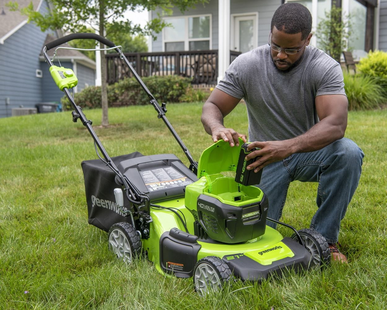 Greenworks 40V 21-Inch Brushless Cordless Push Walk-Behind Lawn Mower with 4.0 Ah and 2.0 Ah Batteries and Charger, Model 2527302AZ