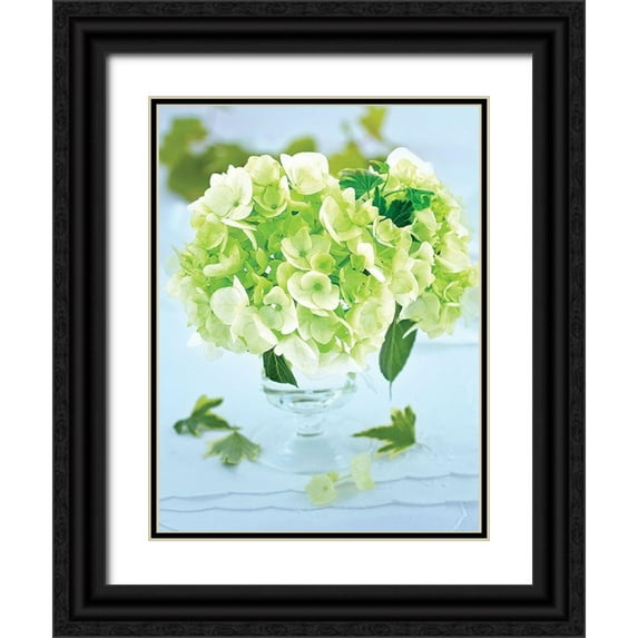 Beyler, Catherine 12x14 Black Ornate Wood Framed with Double Matting Museum Art Print Titled - Petit bouquet romantique - fleur dhy.