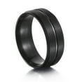 thumbnail image 1 of Alianza de boda de silicona para hombre - Borde superior cepillado biselado, 1 of 5