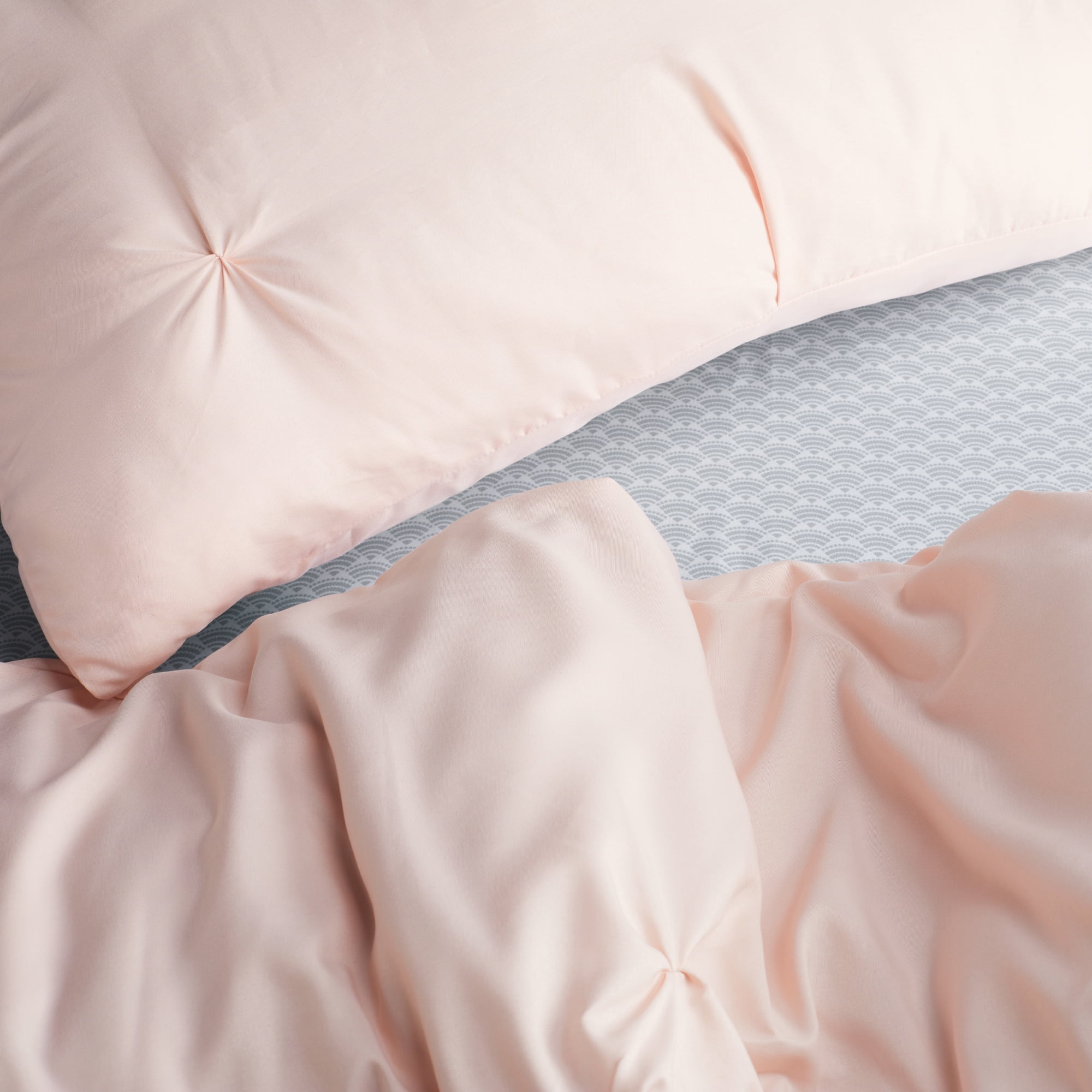 Serta Simply Clean 7-Piece Blush Pink Pleated Bed in a Bag, King