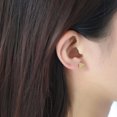 thumbnail image 4 of Pendientes de tuerca con forma de triángulo para mujer y niña, accesorio de joyería dorado, 4 of 4