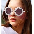 thumbnail image 5 of lunettes De Soleil Sweet Daisy (cuadro Transparente, Verres Bleu Rose) Pour Femmes Et Hommes Cadre Rond Fleur Lunettes Decorativos Uv400 Lunettes B, 5 of 5