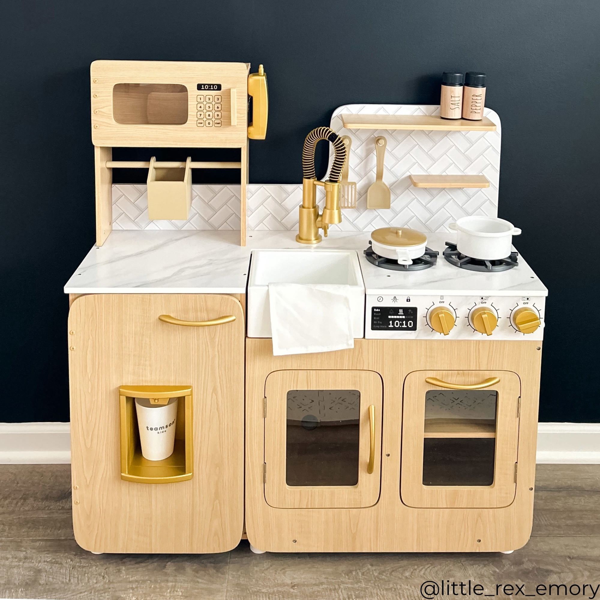 Teamson Kids Little Chef Cyprus Wooden Play Kitchen Set with 14 Toy Accessories