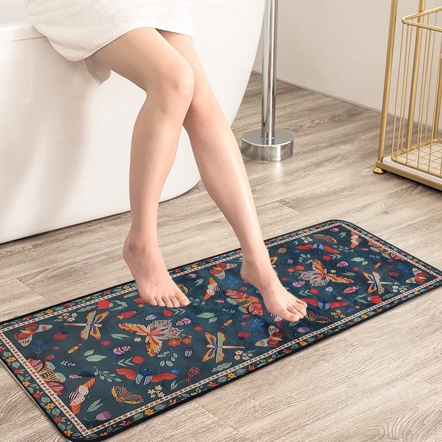 Boho Gothic Moth Bath Rug Runner 47 * 16inch Butterfly Plant Floral Bathroom Mat Non Slip Absorbent Cute Leaves Bathroom Mats