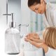 thumbnail image 4 of Botella de Loción de Vidrio con Dosificador – Dispensador de Jabón de Vidrio con Textura de Puntos En Relieve para Tocador de Cocina y Baño – Dosificador de Acero Inoxidable a Prueba de Fugas – Diseñ, 4 of 6
