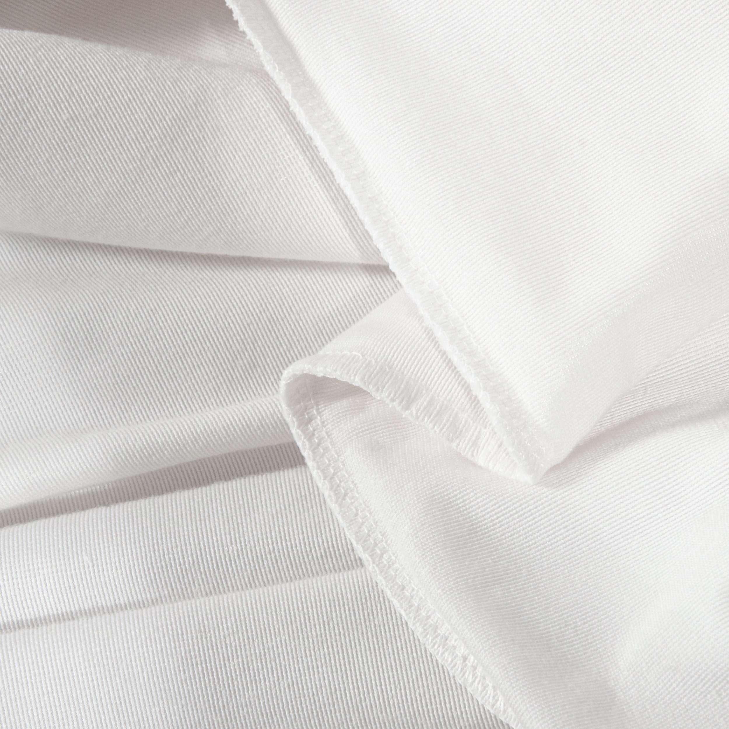 Flxxie Ultra Soft Velvet 3 Pieces Duvet Cover Set with Pillow Shams, Twin, White