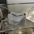 thumbnail image 3 of La versión coreana de moda popular de este año del bolso pequeño con cadena de diamantes de las celebridades de Internet para mujeres 2025 primavera nuevo bolso cruzado versátil para mujeres, 3 of 5