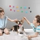 thumbnail image 3 of Paquete de 1000 pegatinas de animales JAMW huellas de patas 2 rollos coloridos, 3 of 5