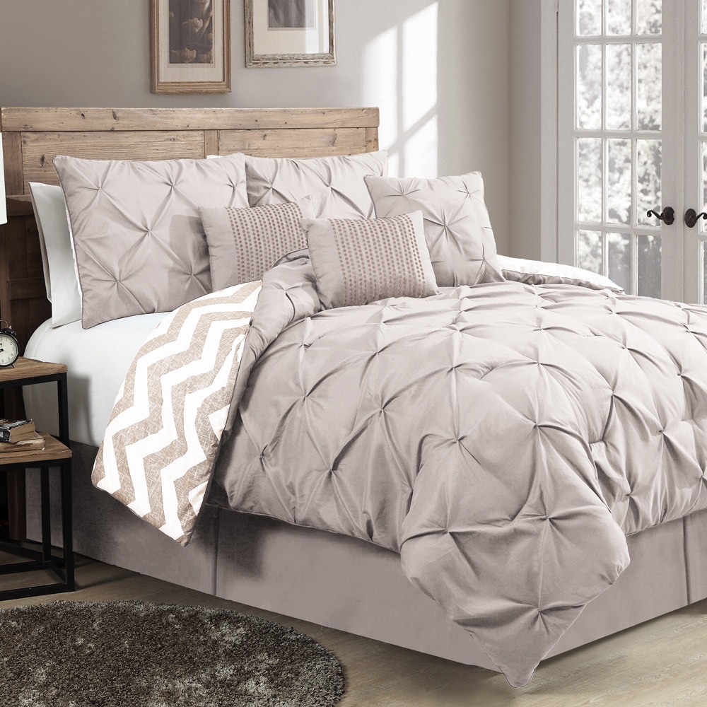 Porch & Den Ella 7pc Reversible Comforter Set