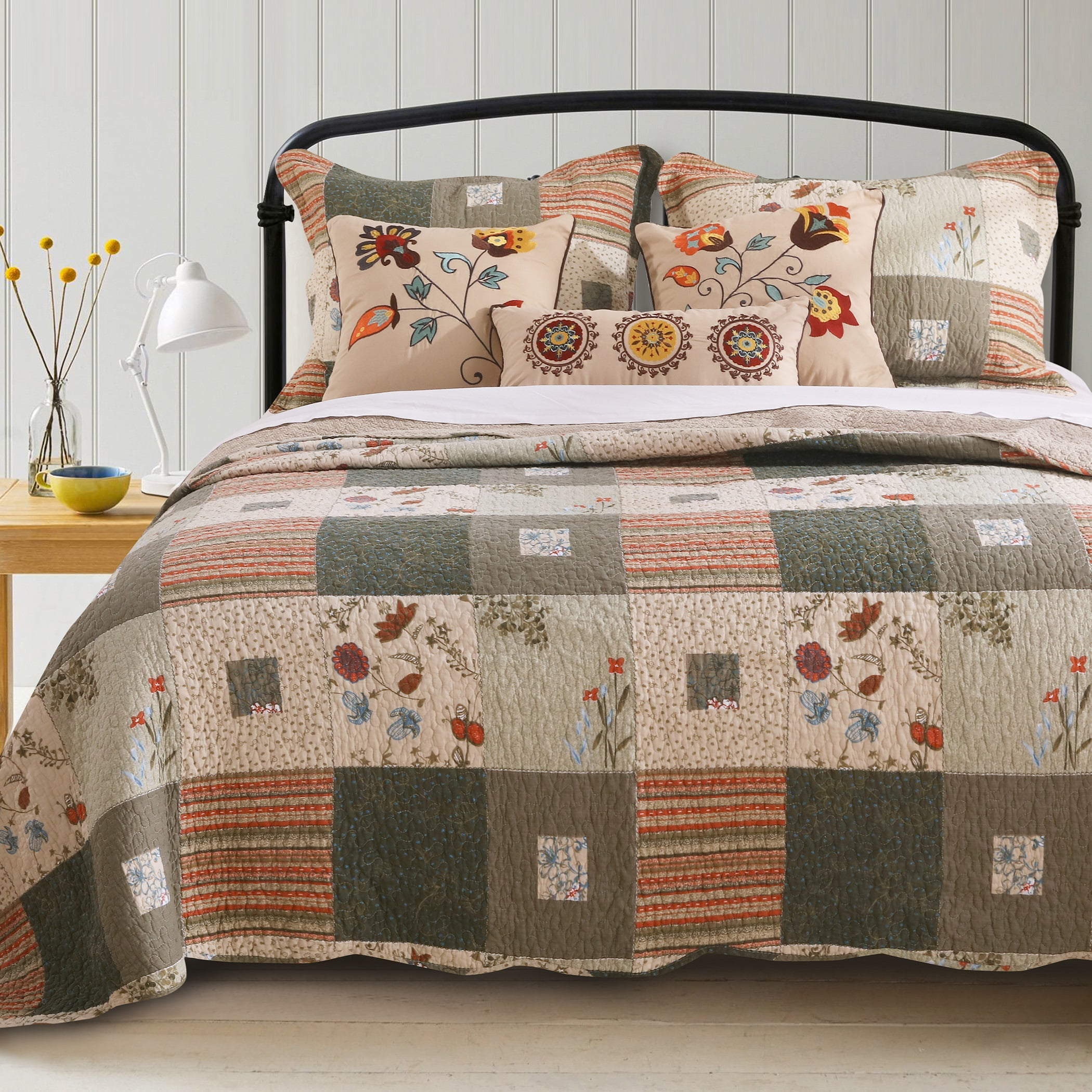 Brown Ivory Black Safari Patchwork 3 pc Quilt Set Full Queen Cal King Bedspread