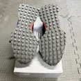 thumbnail image 5 of Taille 9 - New Balance 327 Noir Énergie Rouge, 5 of 5