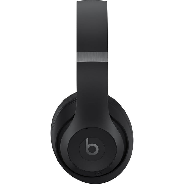 Beats Studio Pro Wireless Over-Ear Headphones (Black) Bundle Beats Studio Pro Wireless Over-Ear Headphones (Black) Bundle