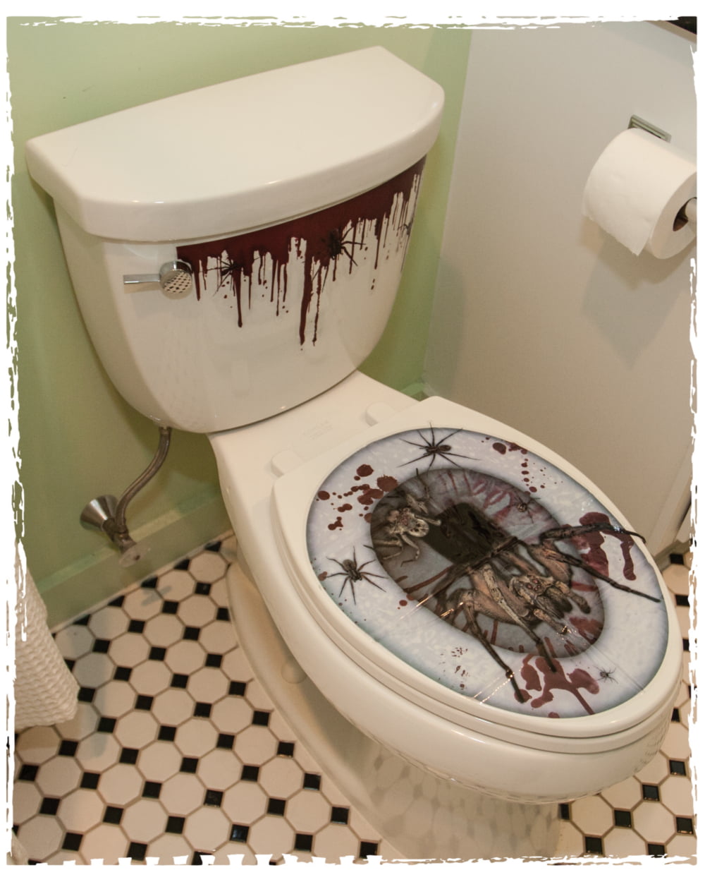 Спайдер туалет. Украсить туалет на Хэллоуин. Наклейки на унитаз с пауками.