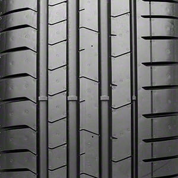 Pirelli P Zero PZ4 315/30-22 107 Y Tire