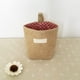 thumbnail image 5 of Cesta De Almacenamiento De Lino Bolsa de almacenamiento de pared de lino y algodón rojo de 14 x 12,5 cm, cesta colgante plegable para organizar el escritorio del hogar (1 unidad) JASKFLY, 5 of 8