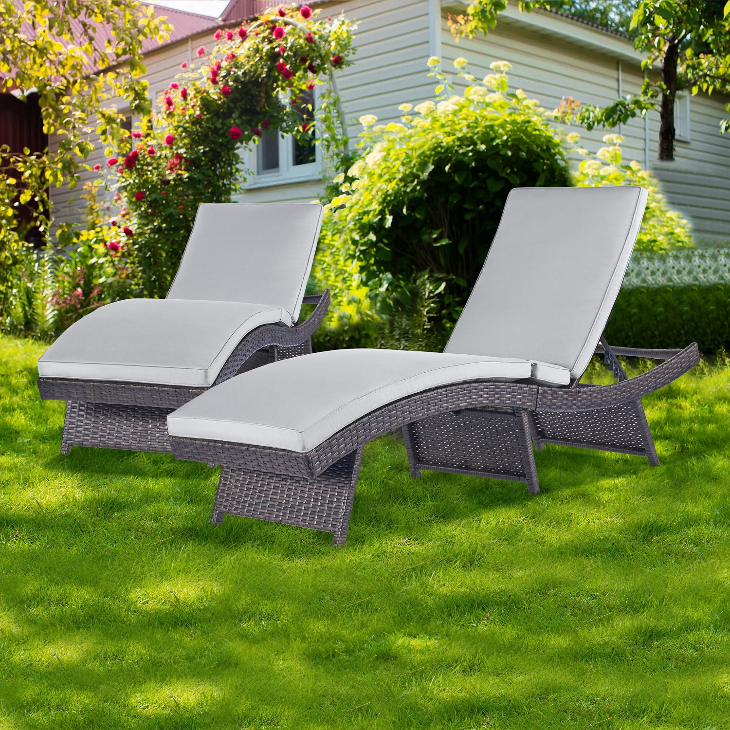 Outdoor Chaise Lounge Chair Foldable Patio Wicker Pool Lounge Chairs