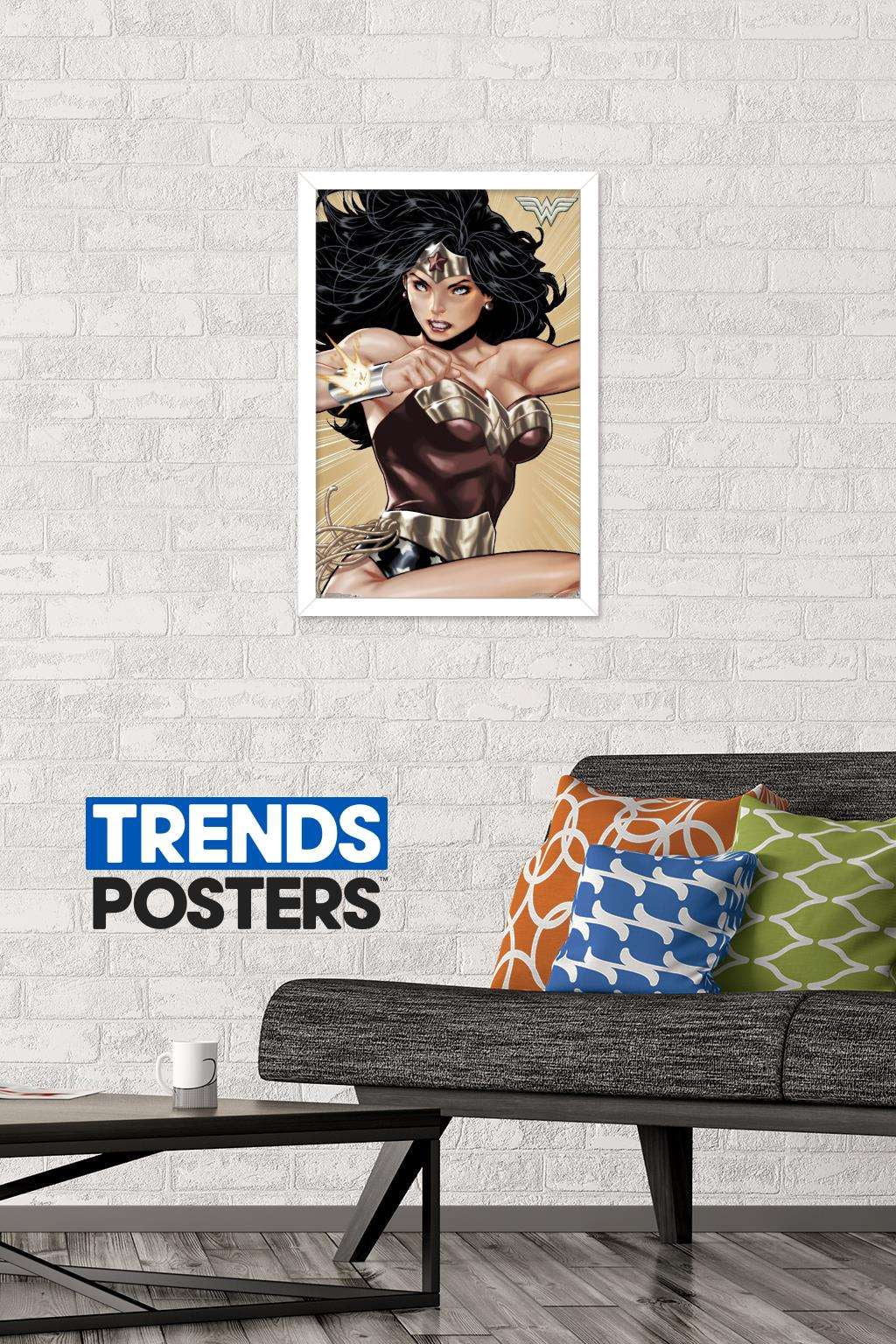 DC Comics - Wonder Woman - Hyper Wall Poster, 14.725" x 22.375", Framed