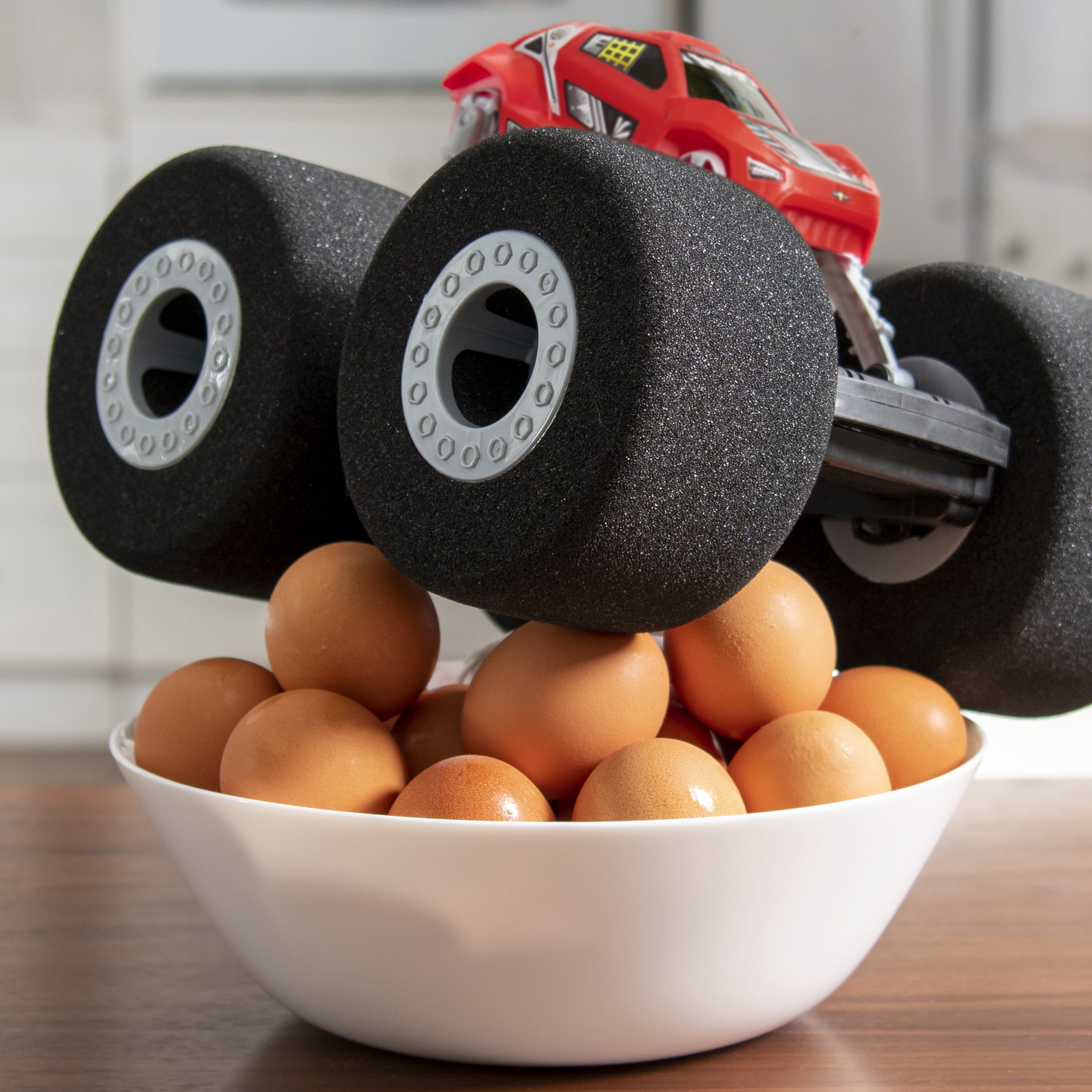 Air Hogs Super Soft, Stunt Shot Indoor Remote Control Stunt Vehicle with Soft Wheels, for Kids Aged 5 and up