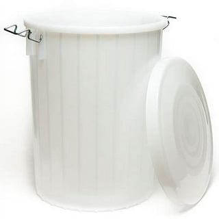 Lid for Plastic Bucket (With Hole for #7 Stopper)