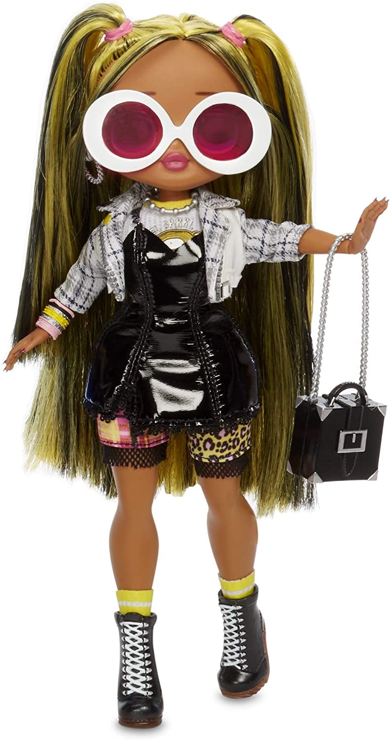 Surprise alt Grrrl Fashion Doll with 20 Surprises. L.O.L O.M.G 