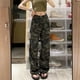 thumbnail image 1 of Pantalones casuales rectos y sueltos de verano para mujer con estampado de camuflaje de hip hop americano, 1 of 4