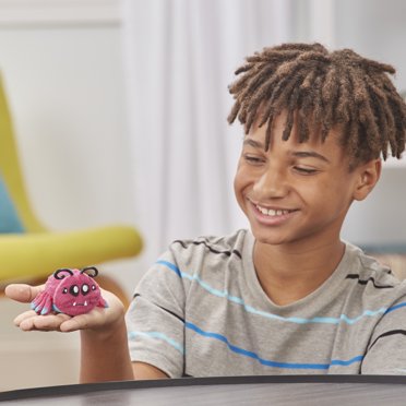 Yellies! Peeks Voice-Activated Spider Pet Toy - Interactive Pet For Kids Age 5+