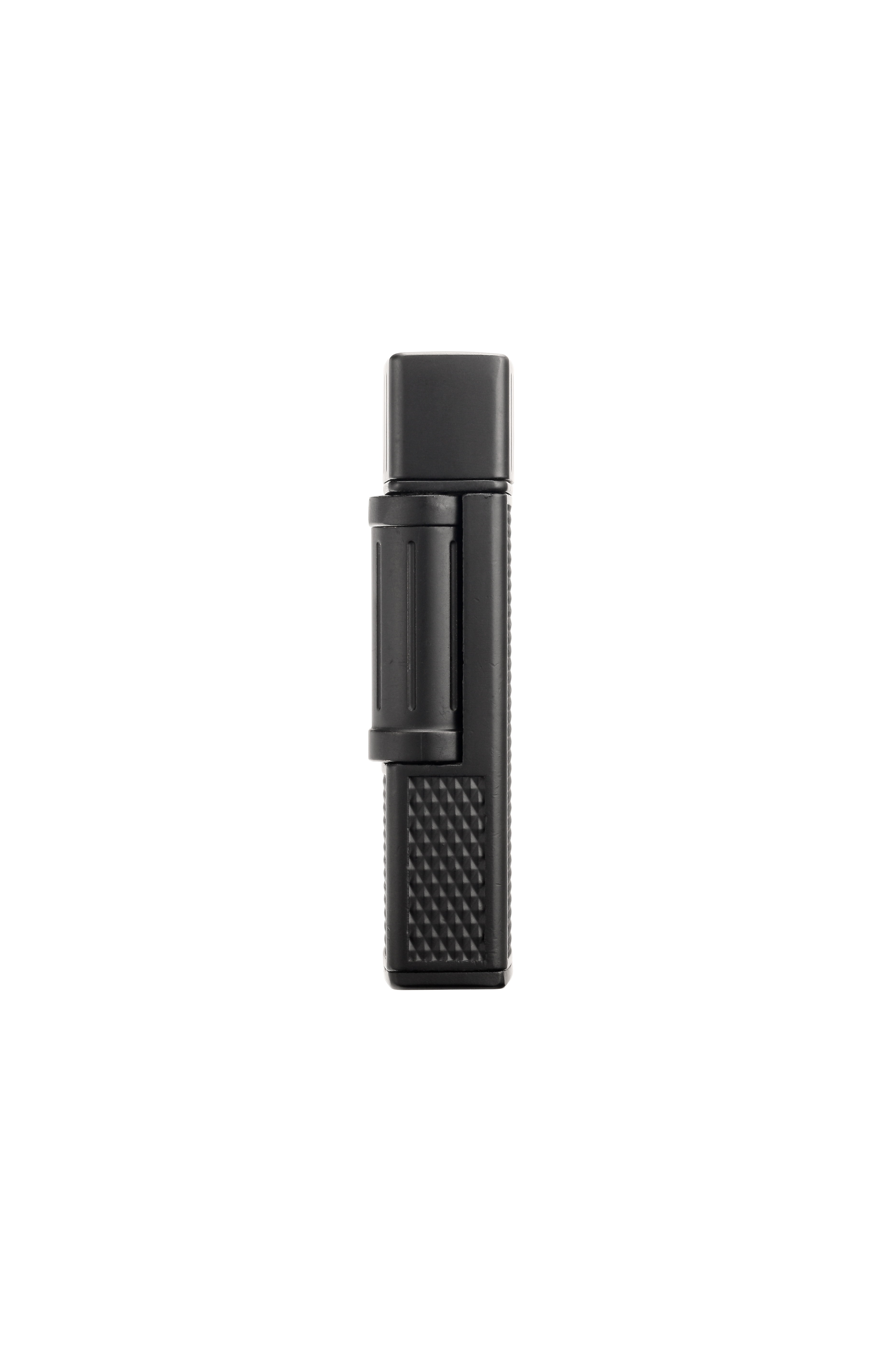 Colibri Julius Double Flame Butane Flint Cigar Lighter with Diamond-Pattern Case, Windproof & Refillable, Cigar Enthusiast's Choice with Blue Fuel Window and Adjustable Flame (Black, Black)