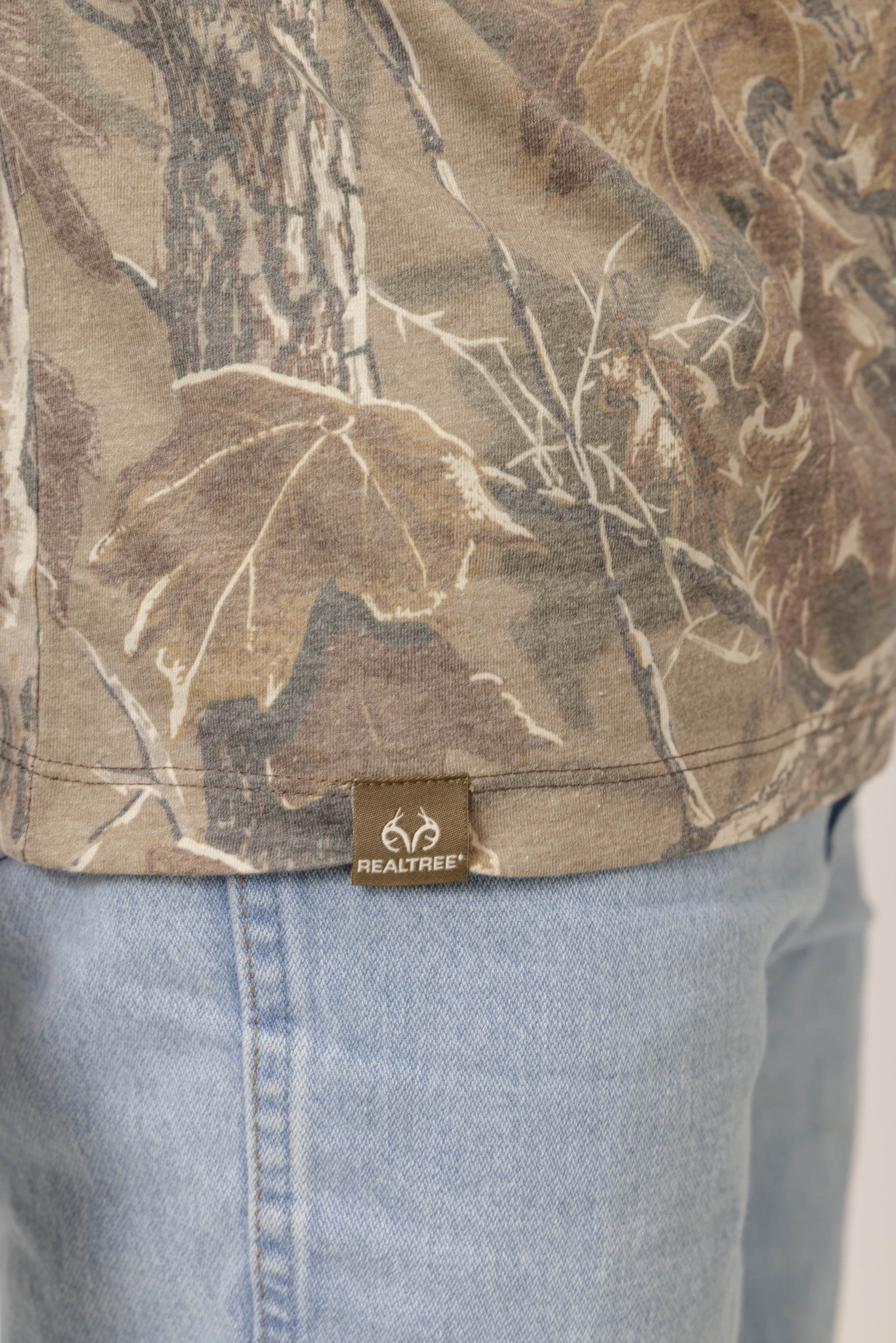 Realtree Men's Camo Long Sleeve Tri-Blend Shirt | Ultra-Soft Hunting Tee for Outdoors | Limited Edition