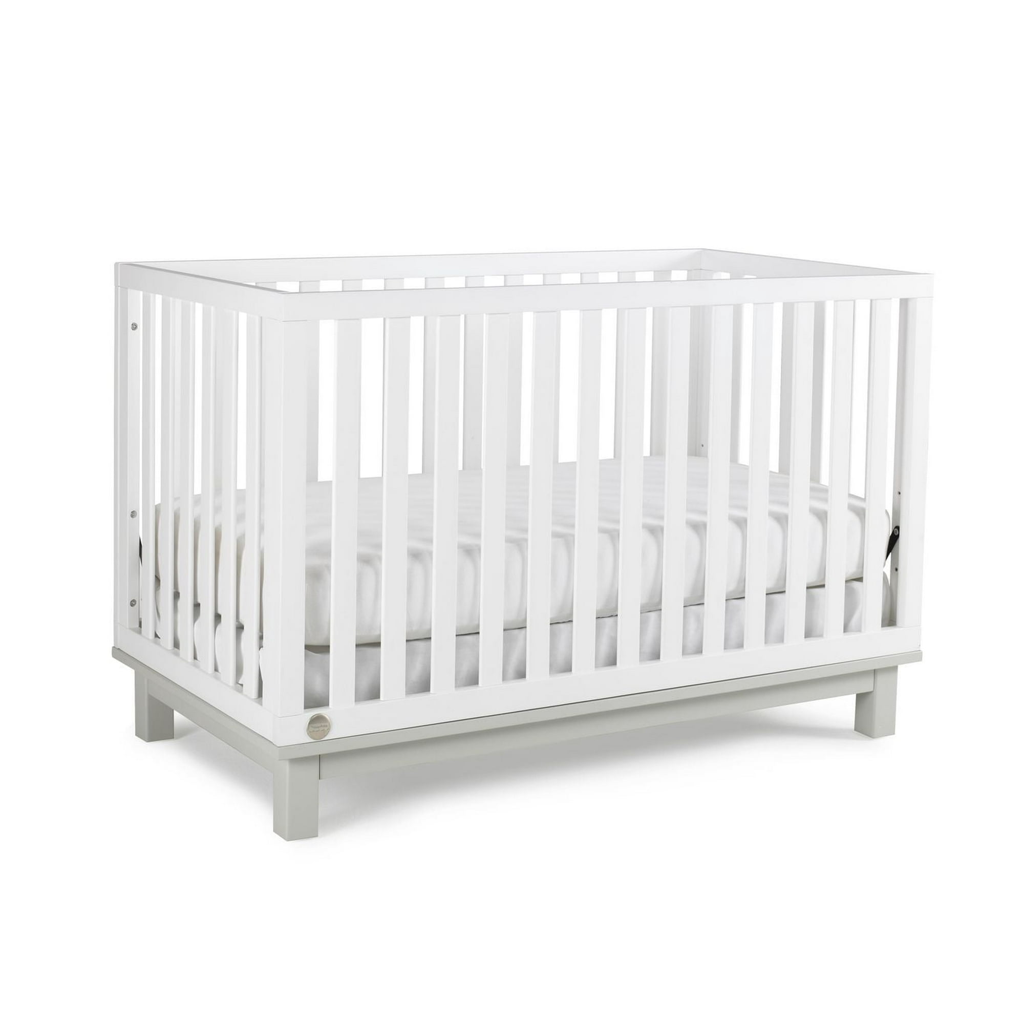 Fisher-Price Riley convertible 3-1 crib in white/misty grey