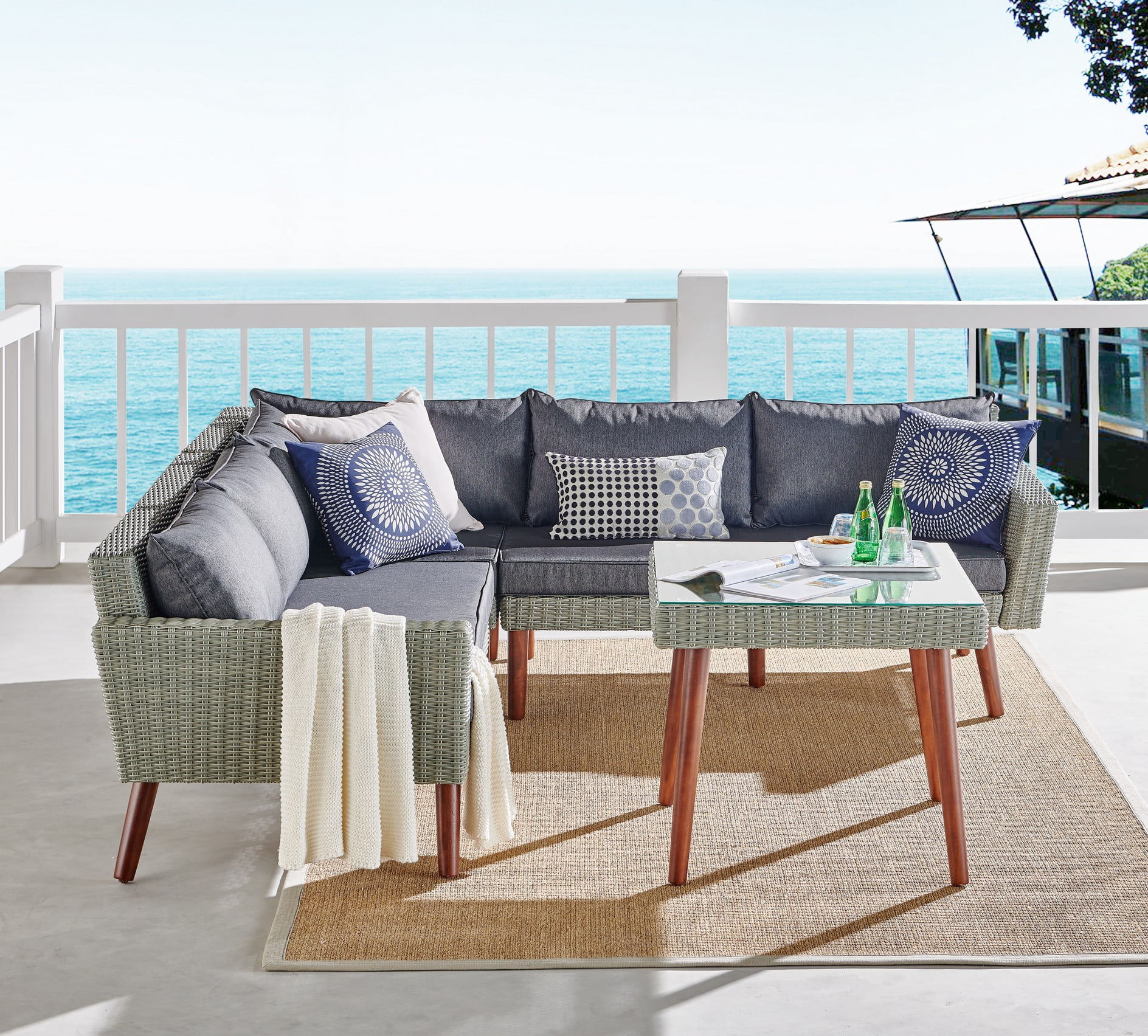 Bolton Furniture Albany All-Weather Wicker Outdoor Gray 29- inch Square Coffee Table with Glass Top