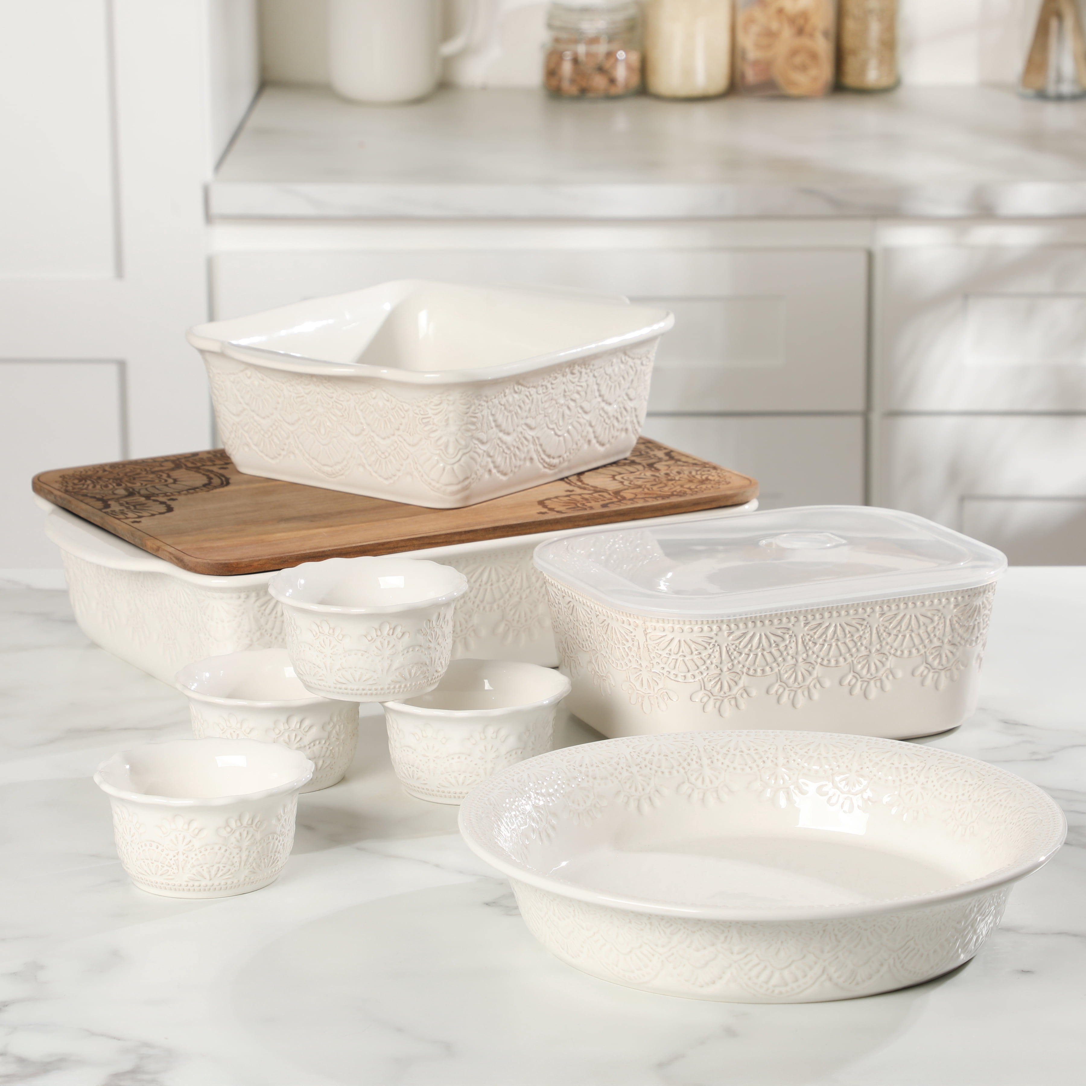 The Pioneer Woman Vintage Lace 10-Piece Ceramic Bakeware and Storage Set, Linen