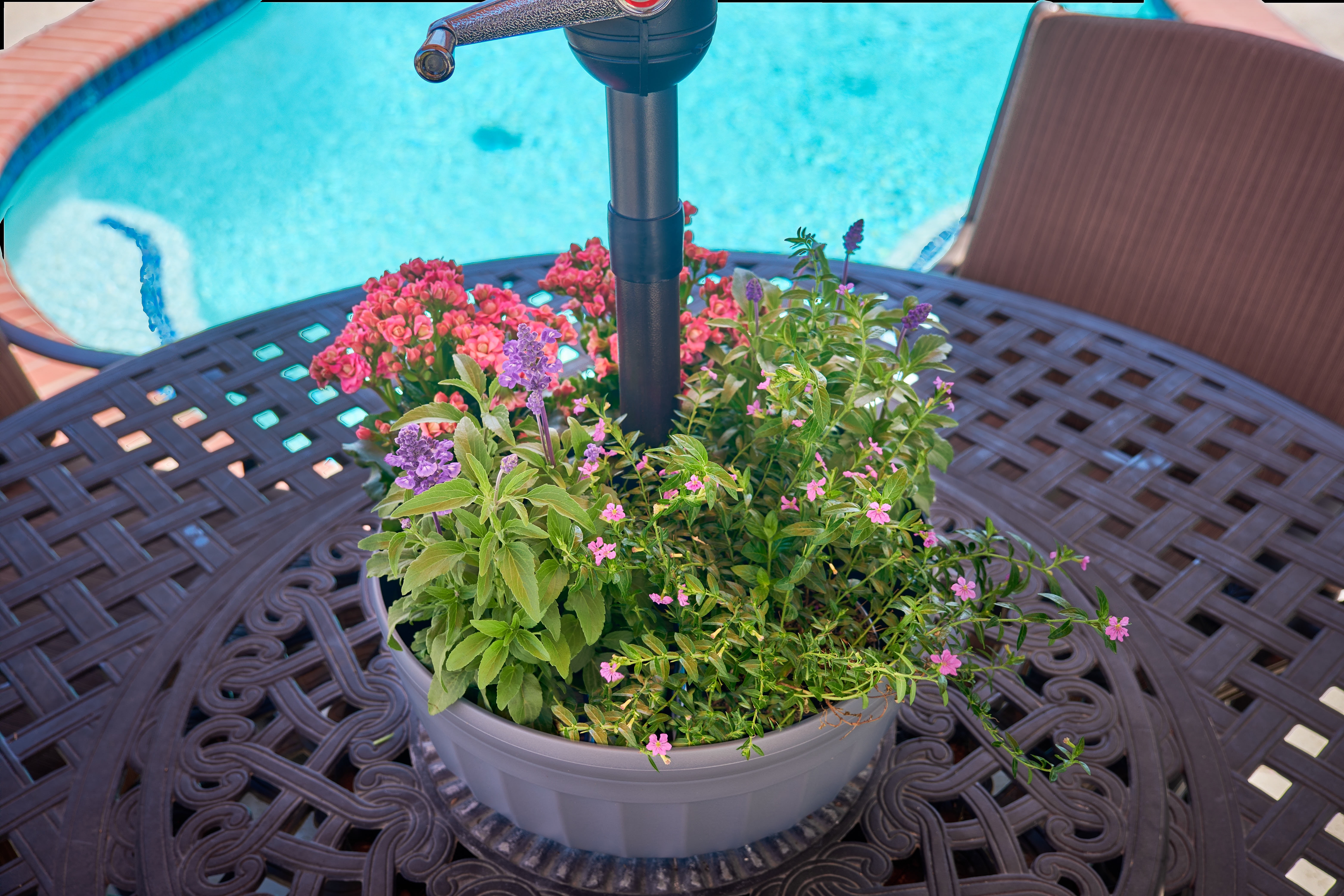 The Savannah Planter: Grey