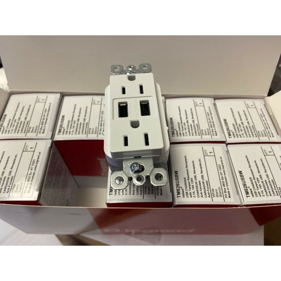 25 Legrand Pass & Seymour TM826USBW BOX 10 USB Charger Outlets