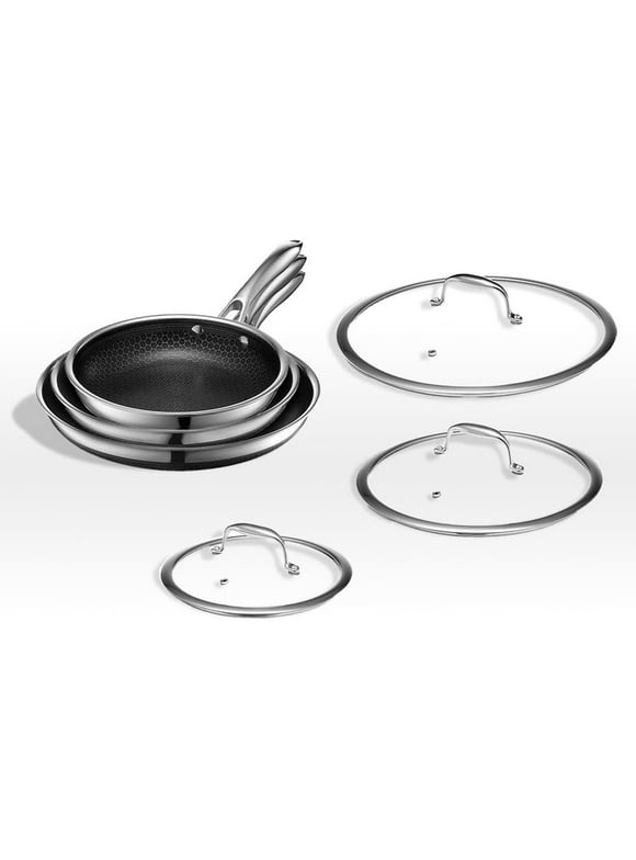 Hexclad Cookware in Pots & Pans