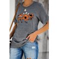 thumbnail image 2 of ABPHQTO Camiseta gráfica de manga corta con estampado floral animal occidental gris para mujer, 2 of 5