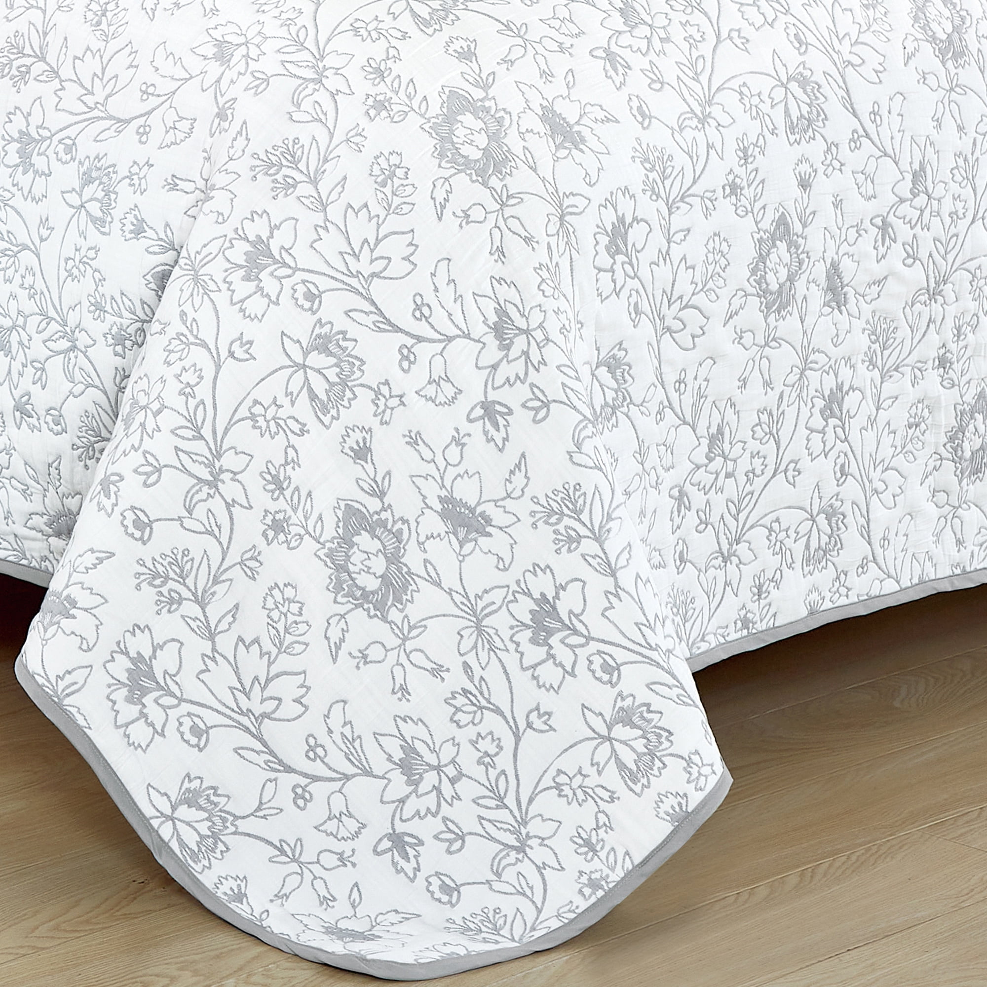 Gray & White Subtle Floral Pattern 3-Piece Reversible Cotton Matelasse Bedspread Set,King