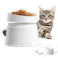 thumbnail image 1 of uahpet Tazón elevado de comida para gatos Platos de comida para gatos elevados súper anchos para proteger la columna vertebral Alivio de la fatiga de los bigotes Tazones de alimentación inclinados par, 1 of 1