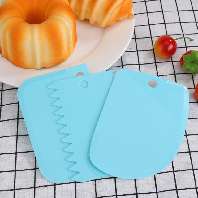 Molde de Cocina 3 unids/set dientes irregulares borde DIY crema rascador suave pastel espátula (azul) Ehuebsd Libre de BPA