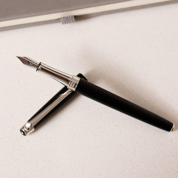 Caran D'Ache Leman Slim Fountain Pen - Black Ebony