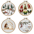 thumbnail image 1 of Kit Inicio Bordado Navideño Juego Punto Cruz para Principiantes (Holiday Village), 1 of 5
